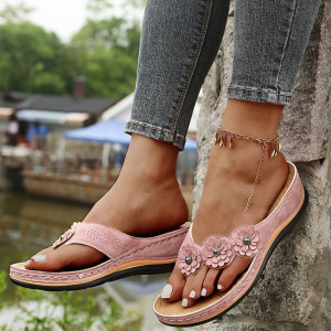 Women's Soft Sole Flip Flops - Perfect for Outings