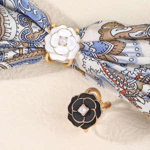 Camellia Scarf Buckle 