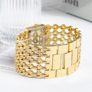 Shining Dial Design  Women Watches
